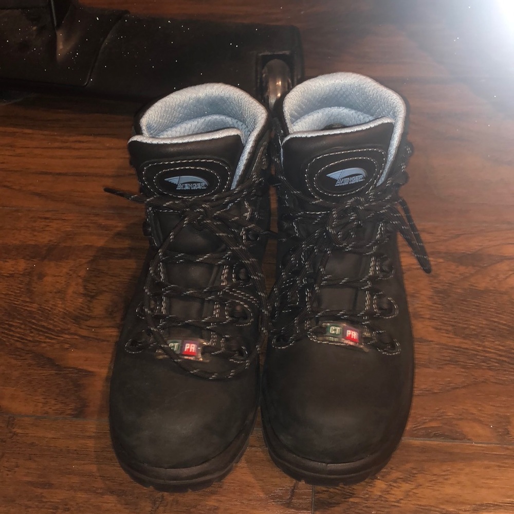 Avenger Work Boots